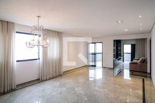 Apartamento à venda com 3 quartos, 165m² em Santo Antônio, São Caetano do Sul