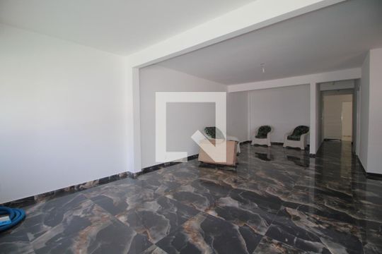 Sala de casa de condomínio à venda com 4 quartos, 500m² em Freguesia (jacarepaguá), Rio de Janeiro