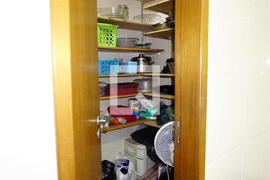 Dispensa de apartamento à venda com 3 quartos, 97m² em Freguesia (jacarepaguá), Rio de Janeiro