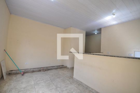 Sala de casa para alugar com 2 quartos, 80m² em Chácara São João, São Paulo