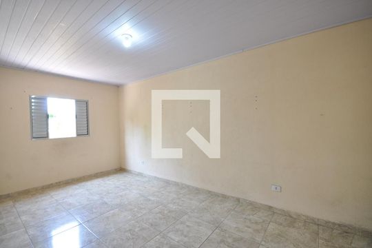 Quarto 1 de casa para alugar com 2 quartos, 80m² em Chácara São João, São Paulo
