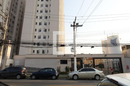 Fachada do condomínio de apartamento à venda com 2 quartos, 41m² em Jardim Brasília (zona Leste), São Paulo