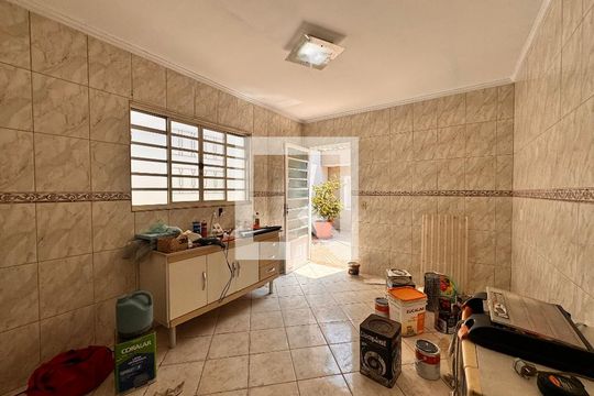 Cozinha de casa à venda com 3 quartos, 164m² em Utinga, Santo André