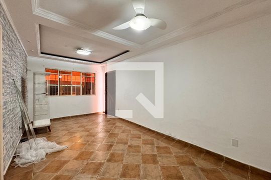 Sala de casa à venda com 3 quartos, 164m² em Utinga, Santo André