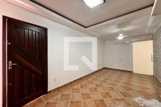 Sala de casa à venda com 3 quartos, 164m² em Utinga, Santo André