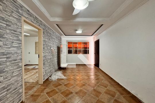 Sala de casa à venda com 3 quartos, 164m² em Utinga, Santo André