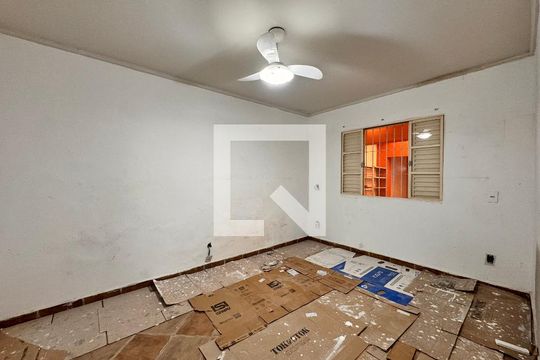 Quarto 1 de casa à venda com 3 quartos, 164m² em Utinga, Santo André