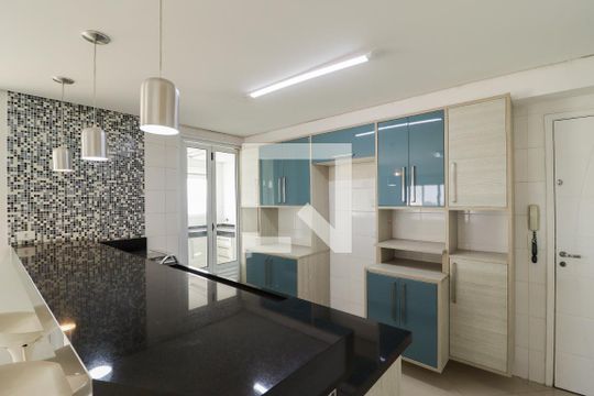 Cozinha de apartamento à venda com 3 quartos, 135m² em Vila Dom Pedro Ii, São Paulo