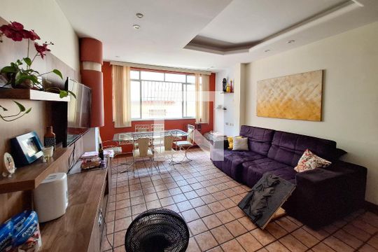 Sala de apartamento à venda com 4 quartos, 230m² em Cubango, Niterói