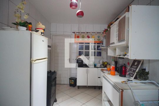 Cozinha de casa de condomínio para alugar com 2 quartos, 60m² em Liberdade, Novo Hamburgo
