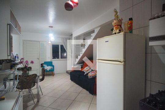 Cozinha de casa de condomínio para alugar com 2 quartos, 60m² em Liberdade, Novo Hamburgo