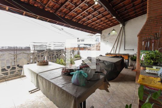 Churrasqueira de casa à venda com 3 quartos, 120m² em Itaquera, São Paulo