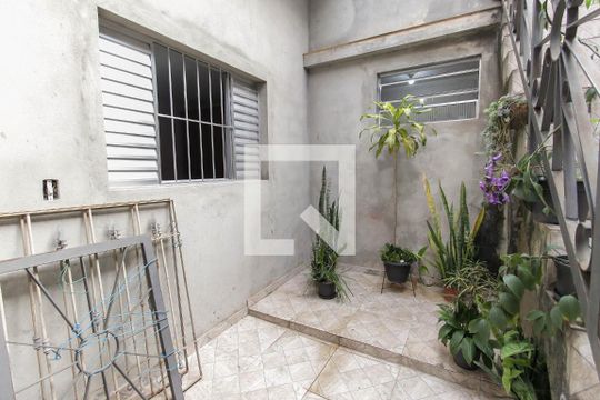 Quintal de casa à venda com 3 quartos, 120m² em Itaquera, São Paulo