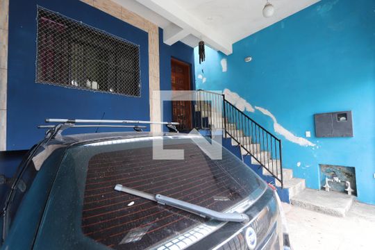 Garagem de casa à venda com 3 quartos, 170m² em Vila Ivg, São Paulo