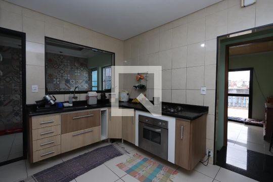 Cozinha de casa à venda com 3 quartos, 170m² em Vila Ivg, São Paulo