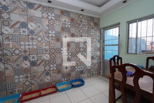 Copa de casa à venda com 3 quartos, 170m² em Vila Ivg, São Paulo