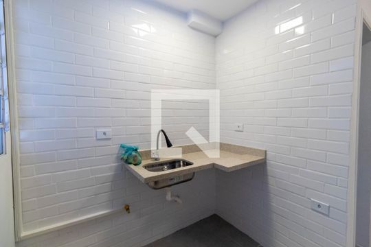 Cozinha de apartamento à venda com 1 quarto, 30m² em Vila Uniao (zona Leste), São Paulo