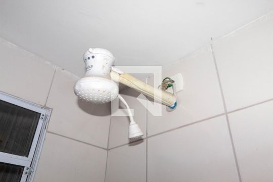 Chuveiro de apartamento à venda com 1 quarto, 30m² em Vila Uniao (zona Leste), São Paulo