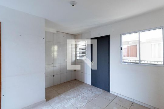 Sala/Cozinha de apartamento à venda com 1 quarto, 30m² em Vila Uniao (zona Leste), São Paulo