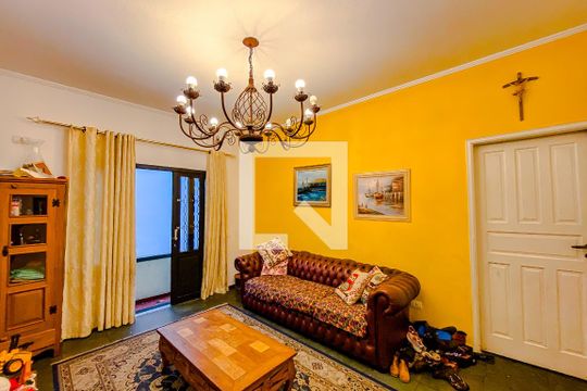 Casa à venda com 3 quartos, 137m² em Água Rasa, São Paulo