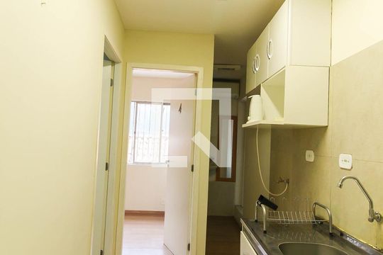 Cozinha de kitnet/studio para alugar com 1 quarto, 25m² em Mooca, São Paulo