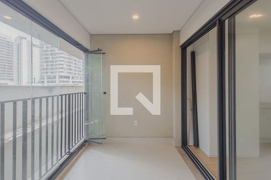 Varanda de kitnet/studio para alugar com 1 quarto, 28m² em Sumaré, São Paulo