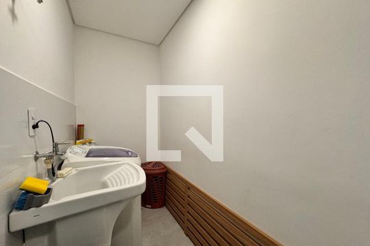 Lavanderia de apartamento à venda com 2 quartos, 82m² em Cidade São Jorge, Santo André