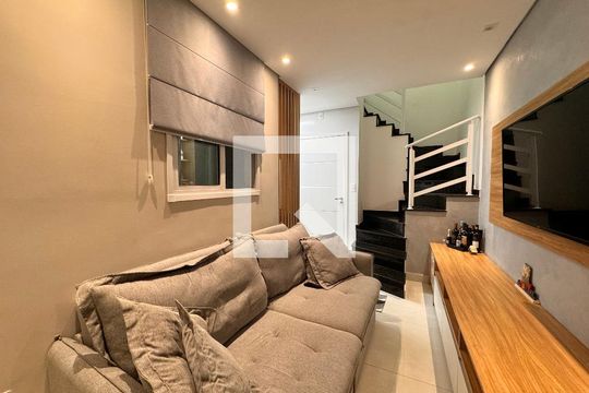 Sala de apartamento à venda com 2 quartos, 82m² em Cidade São Jorge, Santo André