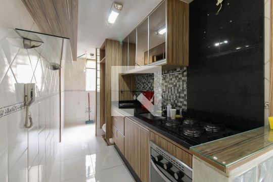 Cozinha de apartamento à venda com 2 quartos, 50m² em Itaquera, São Paulo