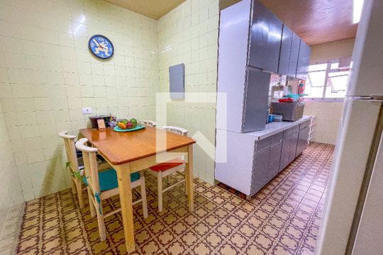 Cozinha de apartamento à venda com 3 quartos, 117m² em Pinheiros, São Paulo