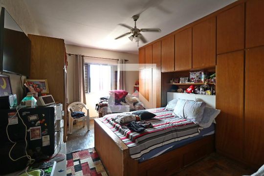 Quarto 1 de casa à venda com 3 quartos, 165m² em Vila Vitória, Santo André