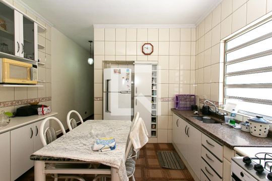 Cozinha de casa à venda com 2 quartos, 100m² em Vila Esperança, São Paulo