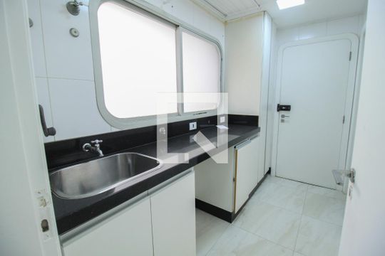 Área de Serviço de apartamento à venda com 4 quartos, 234m² em Jardim Anália Franco, São Paulo
