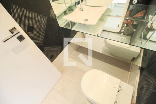 Lavabo de apartamento à venda com 4 quartos, 234m² em Jardim Anália Franco, São Paulo