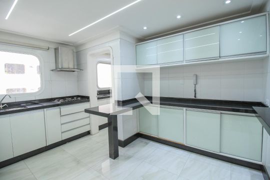 Cozinha de apartamento à venda com 4 quartos, 234m² em Jardim Anália Franco, São Paulo
