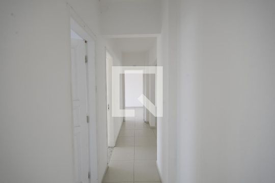 Corredor de apartamento para alugar com 3 quartos, 137m² em Cambuci, São Paulo