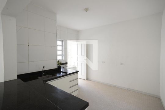 Cozinha de apartamento para alugar com 3 quartos, 137m² em Cambuci, São Paulo