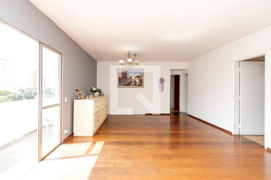 Sala de apartamento para alugar com 4 quartos, 146m² em Campo Belo, São Paulo