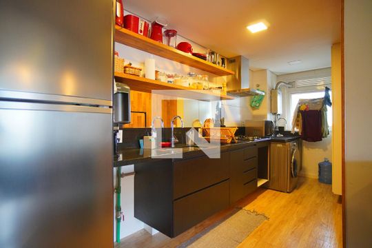 Cozinha de apartamento à venda com 3 quartos, 88m² em  Boa vista, Porto Alegre