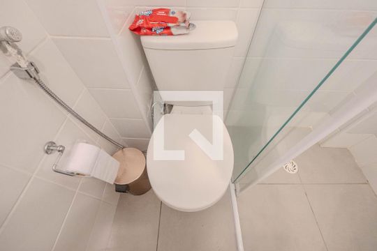 Banheiro de apartamento para alugar com 1 quarto, 35m² em Bela Vista, São Paulo