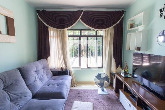 Sala de casa à venda com 2 quartos, 125m² em Jardim das Flores, Osasco
