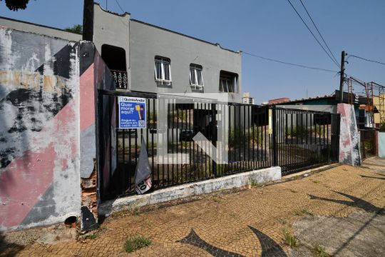 Fachada de casa à venda com 3 quartos, 450m² em Jardim Bonfim, Campinas