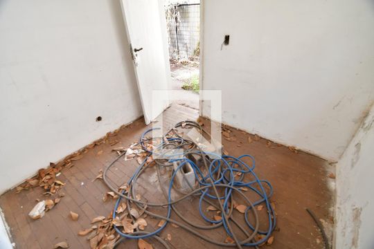 Quarto de Serviço de casa à venda com 3 quartos, 450m² em Jardim Bonfim, Campinas