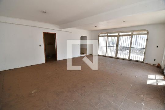 Casa à venda com 3 quartos, 450m² em Jardim Bonfim, Campinas