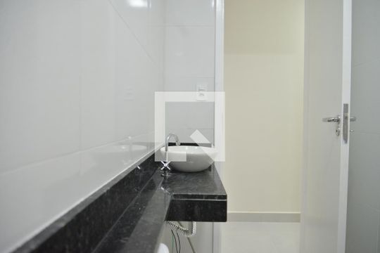 Banheiro de apartamento à venda com 3 quartos, 130m² em Utinga, Santo André