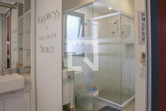 Banheiro de kitnet/studio para alugar com 1 quarto, 49m² em Perdizes, São Paulo