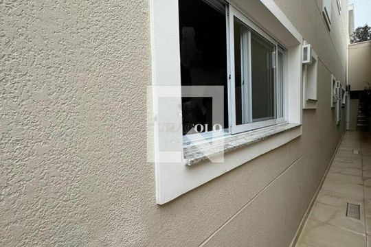 Casa de Condomínio à venda com 4 quartos, 258m² em Jardim Prudência, São Paulo