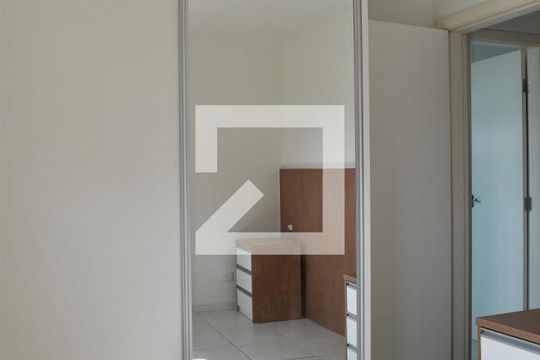 Quarto 1 de apartamento para alugar com 2 quartos, 100m² em Tingui, Curitiba