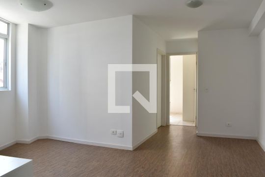 Sala de apartamento para alugar com 2 quartos, 100m² em Tingui, Curitiba