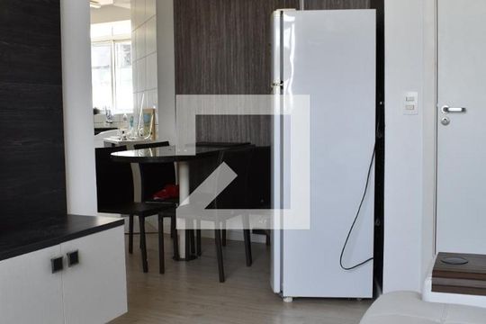 Sala de apartamento para alugar com 2 quartos, 99m² em Tingui, Curitiba